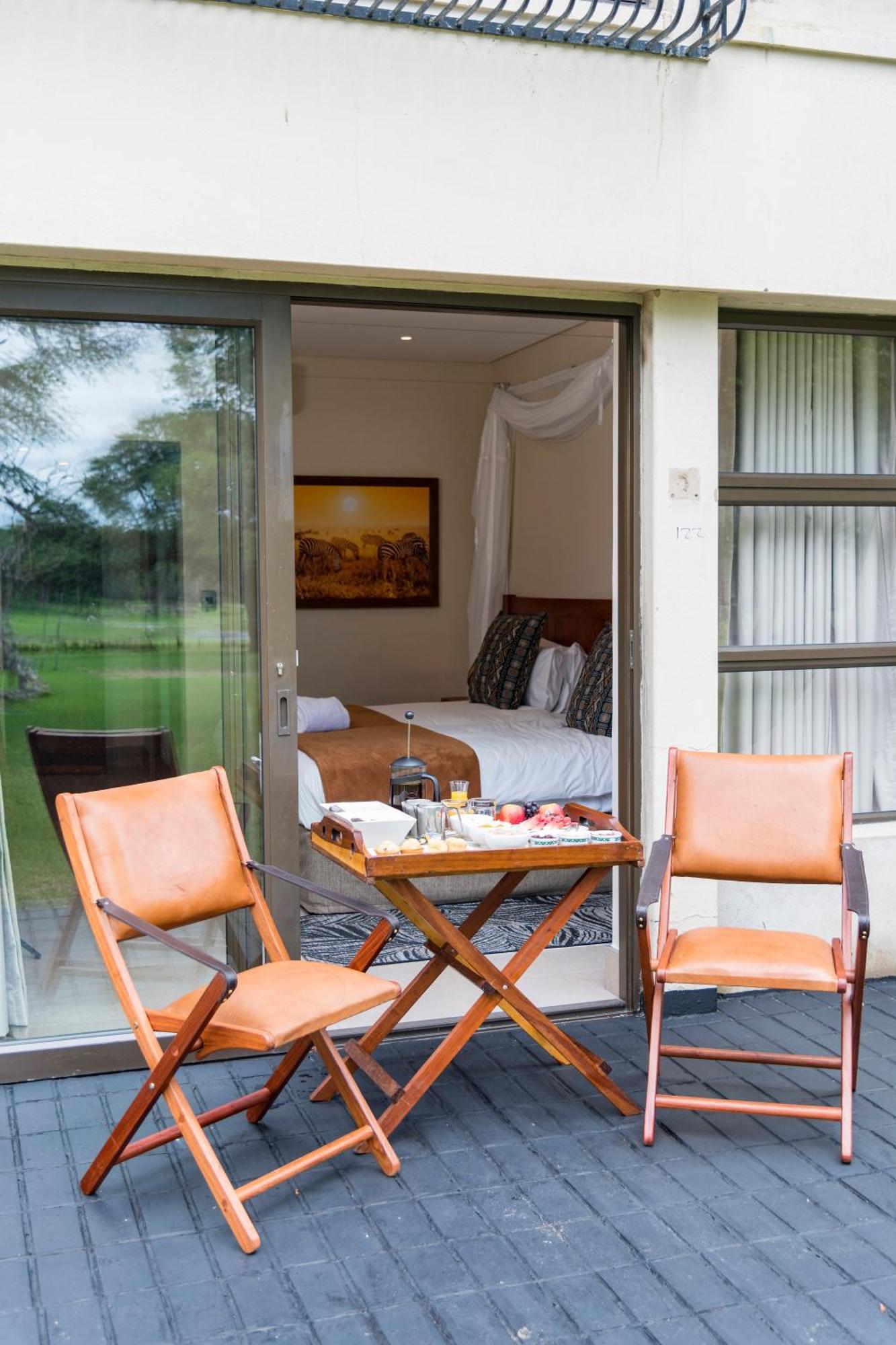 Dete Hwange Safari Lodge מראה חיצוני תמונה