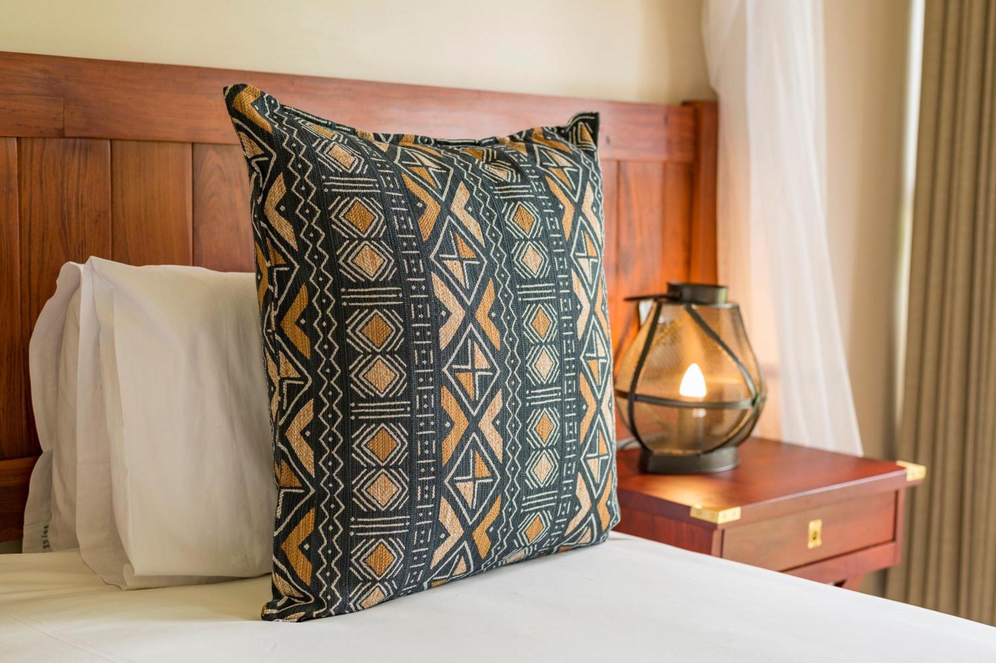 Dete Hwange Safari Lodge מראה חיצוני תמונה
