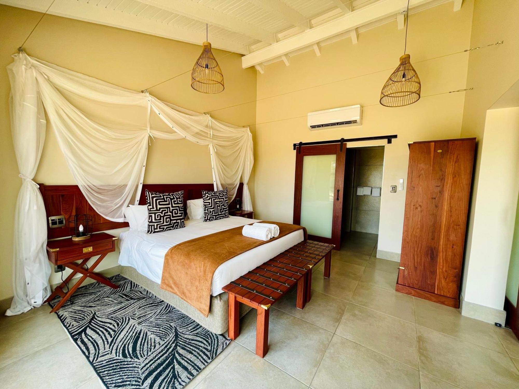 Dete Hwange Safari Lodge מראה חיצוני תמונה