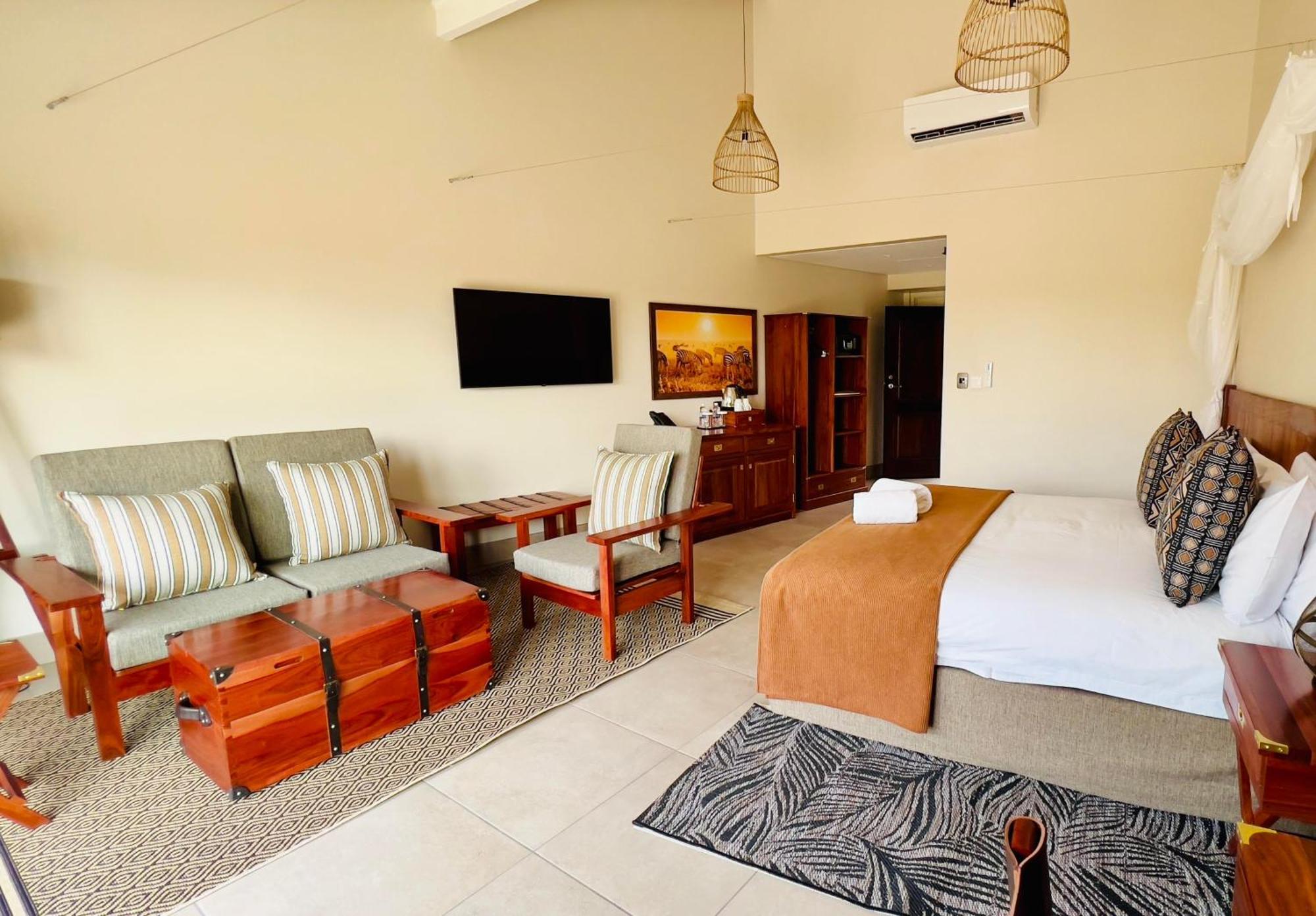 Dete Hwange Safari Lodge מראה חיצוני תמונה