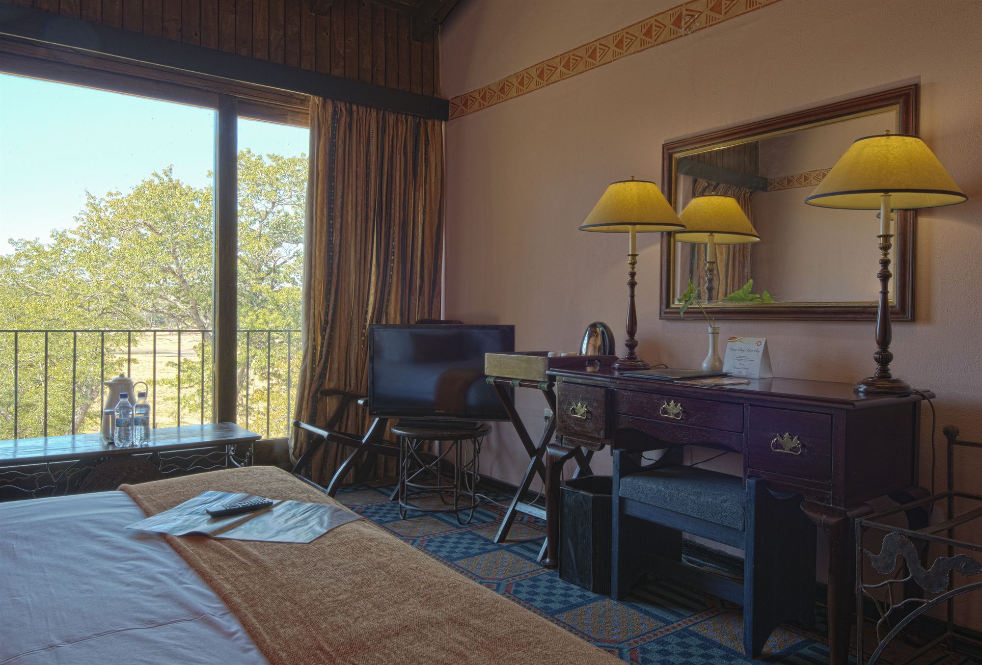 Dete Hwange Safari Lodge מראה חיצוני תמונה